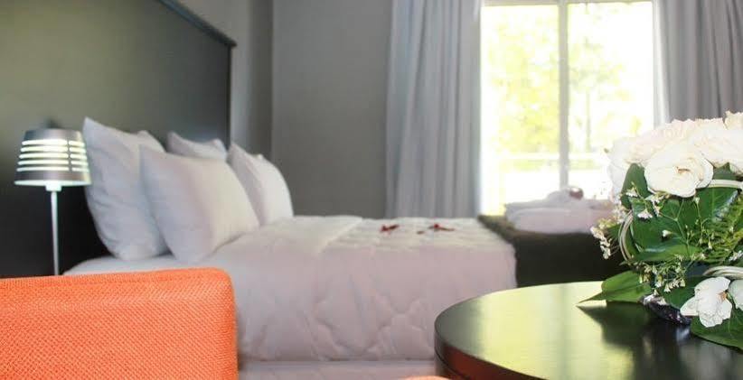 Ubay Hotel Rabat Bagian luar foto