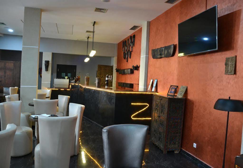 Ubay Hotel Rabat Bagian luar foto