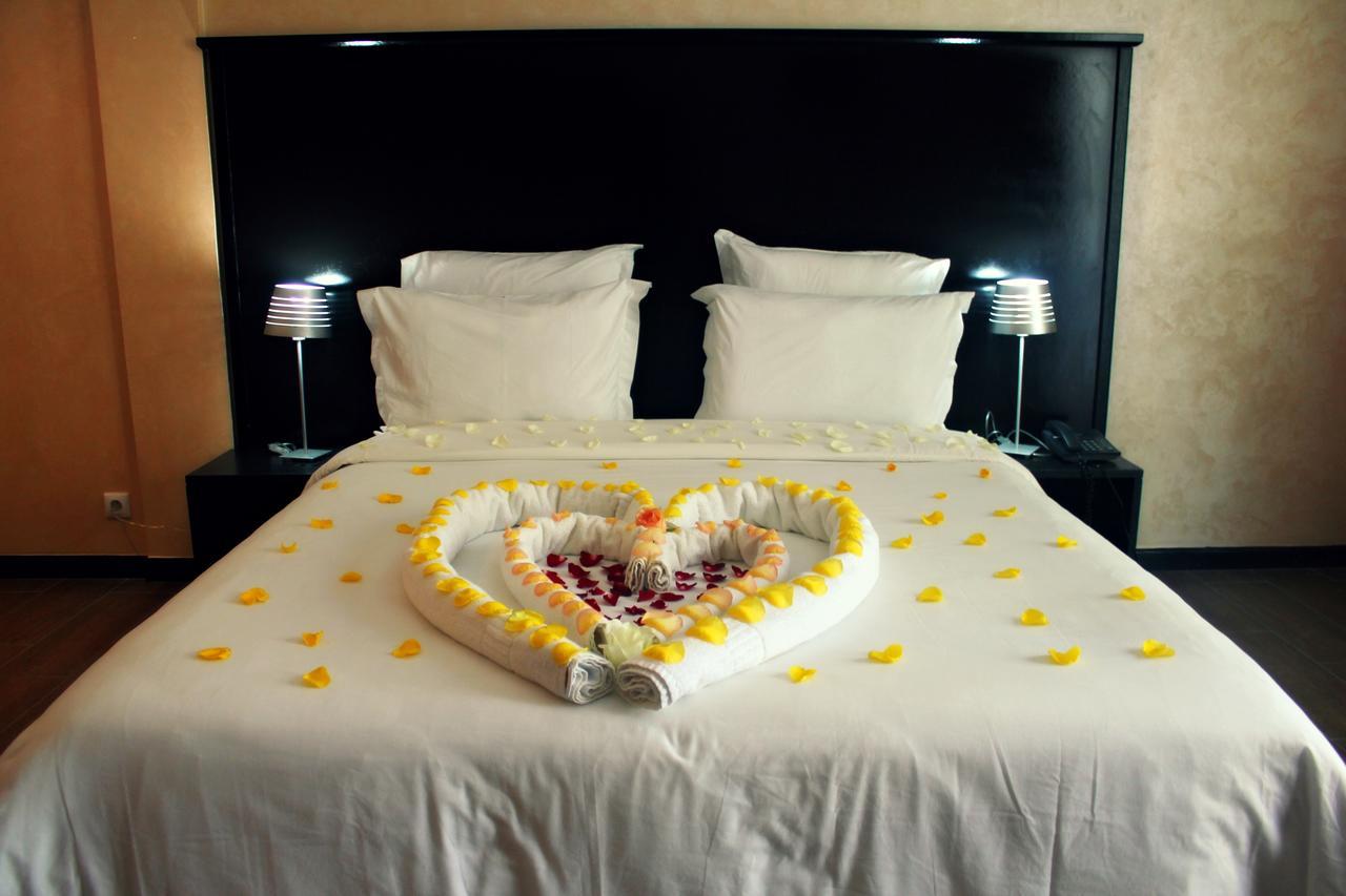 Ubay Hotel Rabat Bagian luar foto